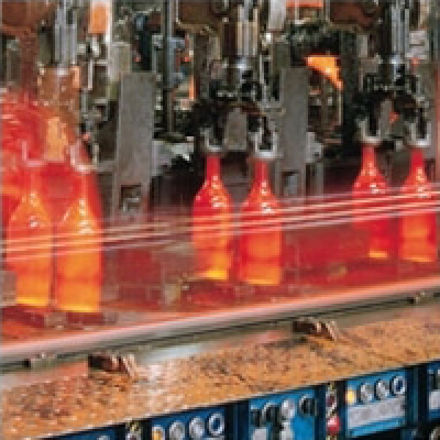 Immagine di Misura senza contatto della temperatura nel processo di produzione del vetro